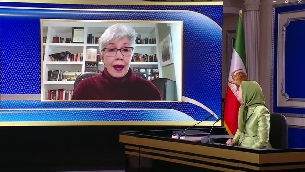 Linda Chavez qualifie le CNRI de clé de la transition démocratique en Iran