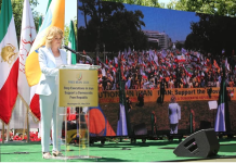 Ambassadrice Carla Sands : « L’avenir de l’Iran ne doit appartenir ni au turban ni à la couronne »