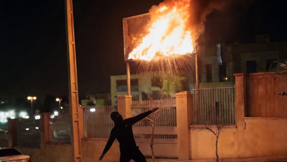 Les unités de résistance de l'OMPI intensifient leurs opérations coordonnées à travers l'Iran contre les exécutions du régime (3-10 mai 2026)