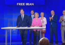 Ancien ministre canadien des Affaires étrangères John Baird rejette la « dictature binaire » lors du Sommet mondial « Iran libre 2026 »