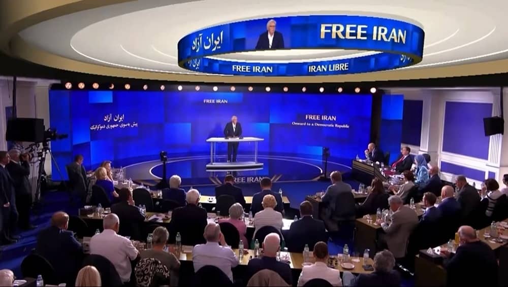 Ancien sénateur américain Robert Torricelli au Sommet mondial pour un Iran libre 2026 : La liberté doit être conquise dans les rues de TéhéranAncien sénateur américain Robert Torricelli au Sommet mondial pour un Iran libre 2026 : La liberté doit être conquise dans les rues de Téhéran