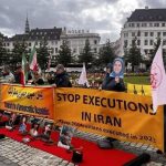 Les partisans du CNRI manifestent à travers le monde pour dénoncer les exécutions en Iran et protester contre les représentations du régime iranien