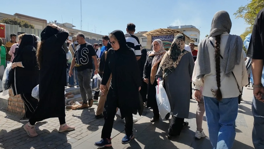 Alors que la guerre reprend et que les infrastructures s'effondrent, la population iranienne, en proie au désespoir, sait qui blâmer