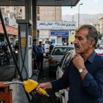 Englué dans la ruine économique, le régime iranien joue avec les prix et provoque un choc social
