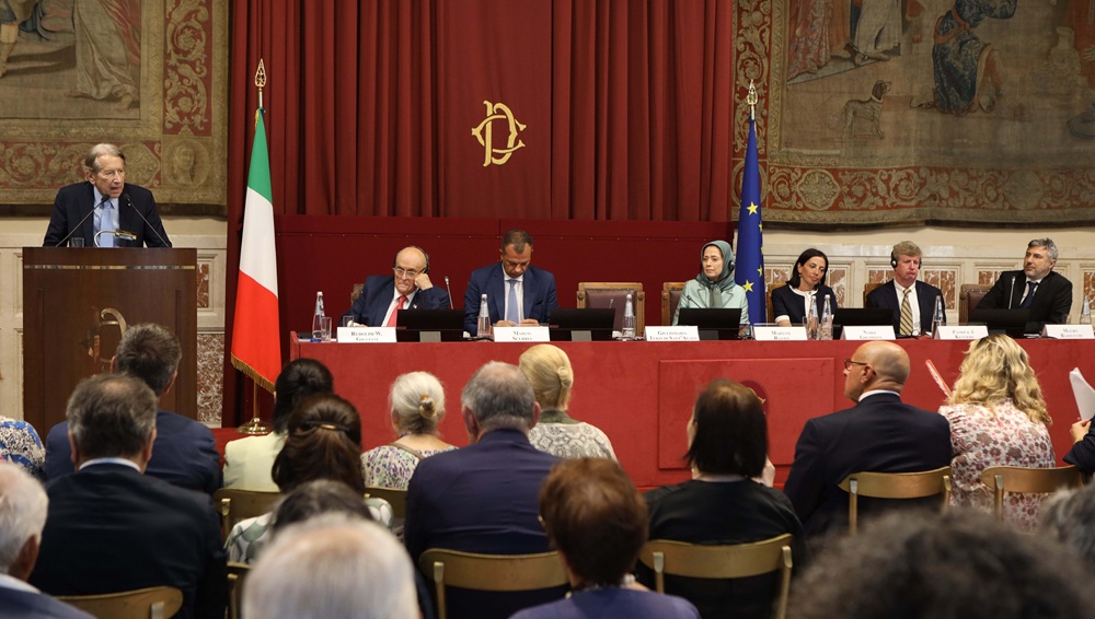 « Pas de politique d'apaisement avec des criminels » : le sénateur italien Giulio Terzi soutient la Résistance iranienne