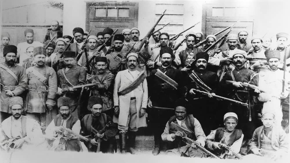 Le Fusil et le Livre de Comptes : 120 ans après l'instauration de la liberté en Iran