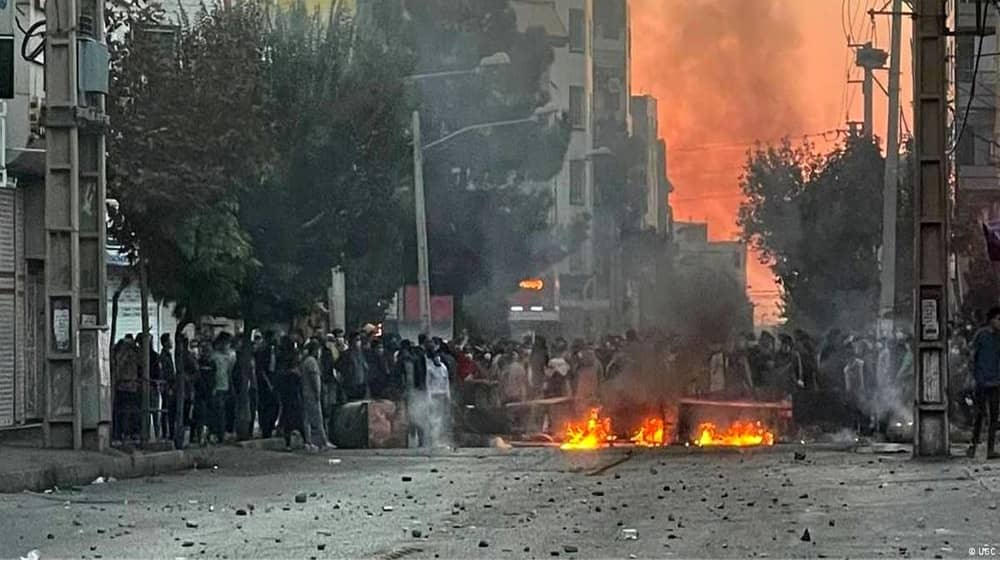 Des unités de terrain aux plus hautes sphères : Amnesty International cartographie la chaîne de commandement iranienne de 2022