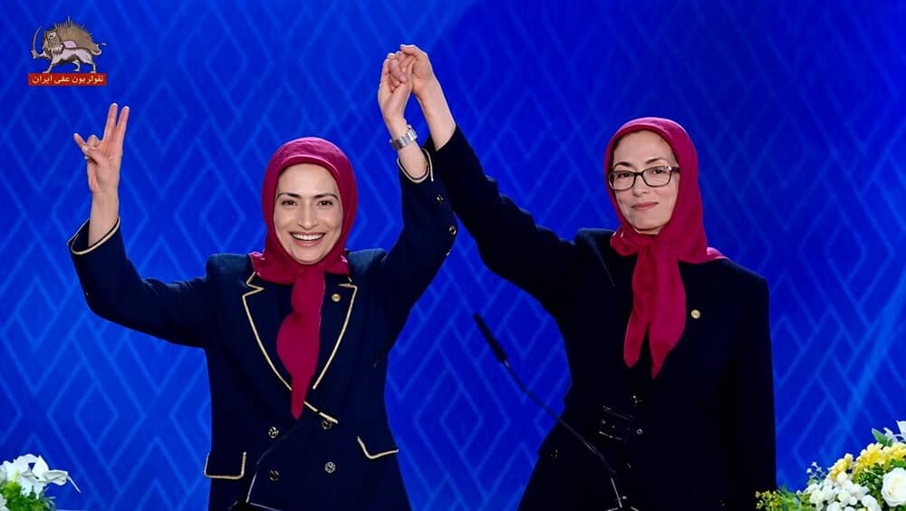 Pourquoi Téhéran est si hostile à ce qu'une femme dirige son opposition organisée